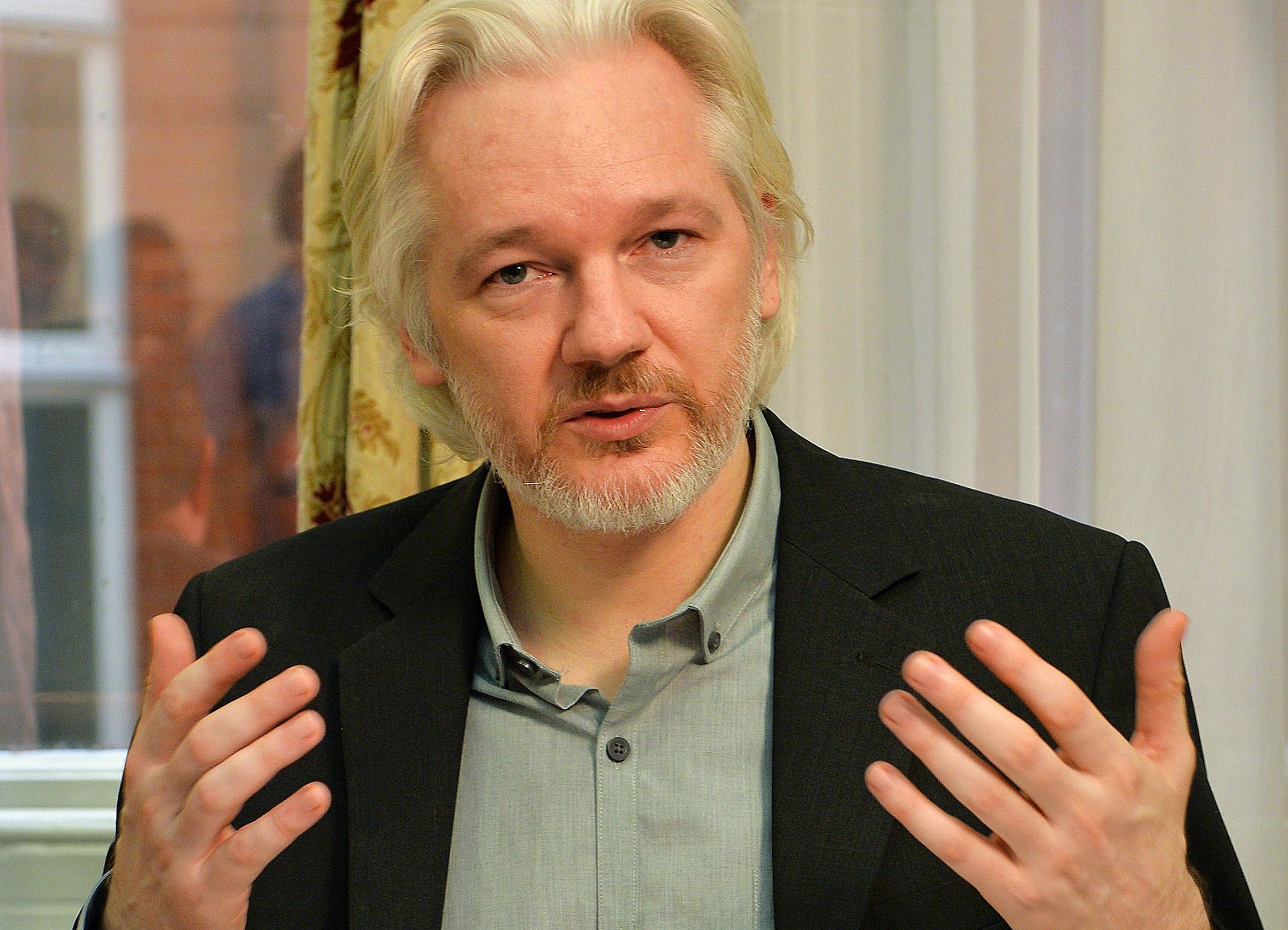 julian assange